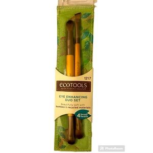 Ecotools Enhancing Makeup Brush Set (NWT- SEALED) (2 for $20)